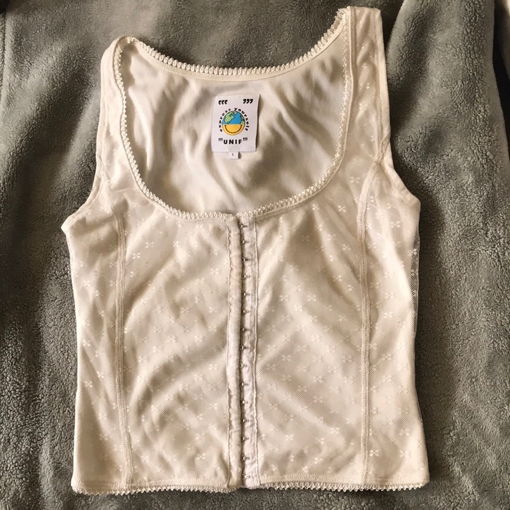 UNIF DEW TOP